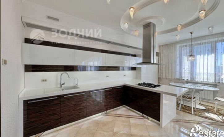4-комн квартира улица Алексея Талвира, 32,  д. 32