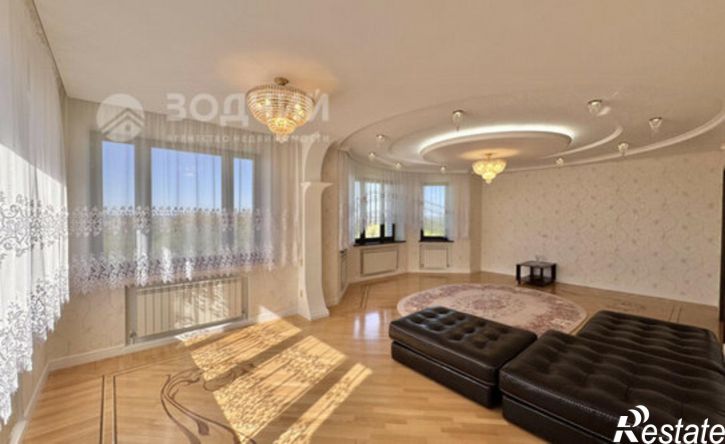4-комн квартира улица Алексея Талвира, 32,  д. 32