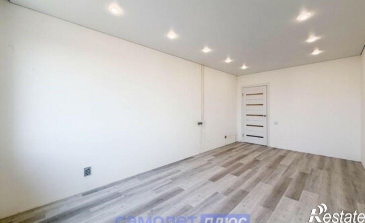 1-комн квартира улица Писателя Лаврентия Таллерова, 24,  д. 24