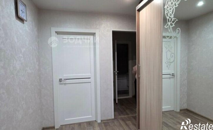 3-комн квартира пр-кт Тракторостроителей, 77,  д. 77