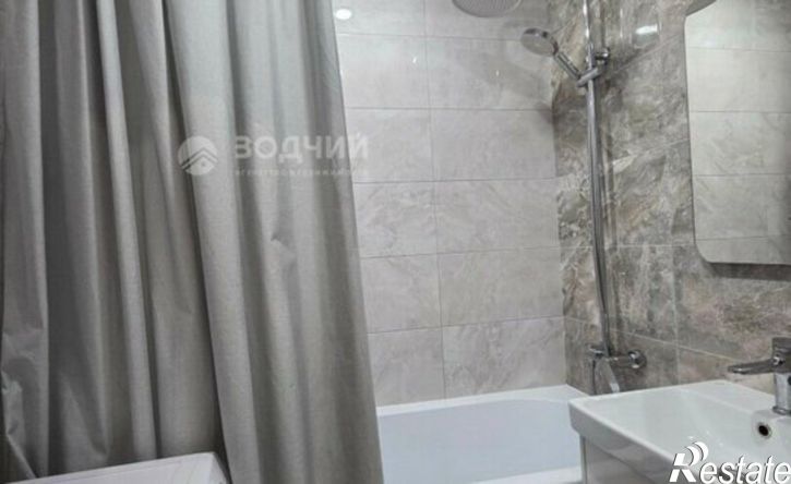 3-комн квартира пр-кт Тракторостроителей, 77,  д. 77