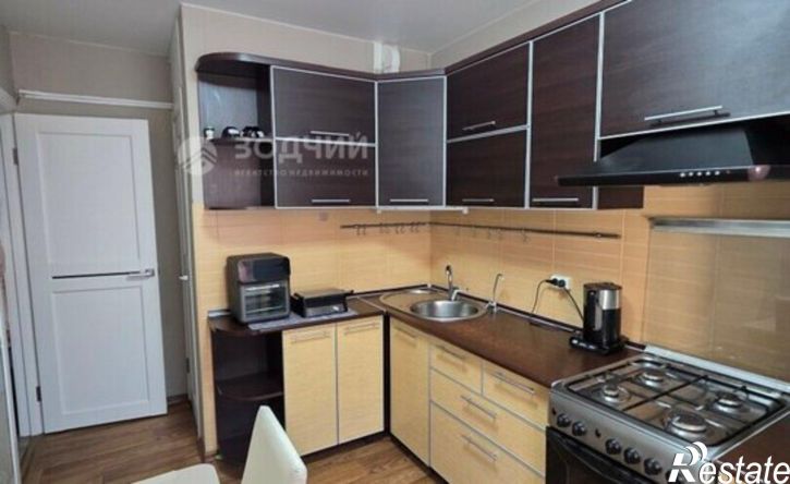 3-комн квартира пр-кт Тракторостроителей, 77,  д. 77