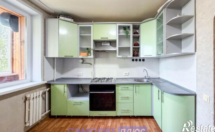 2-комн квартира улица 324-й Стрелковой Дивизии, 5,  д. 5