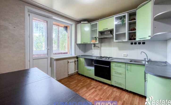 2-комн квартира улица 324-й Стрелковой Дивизии, 5,  д. 5
