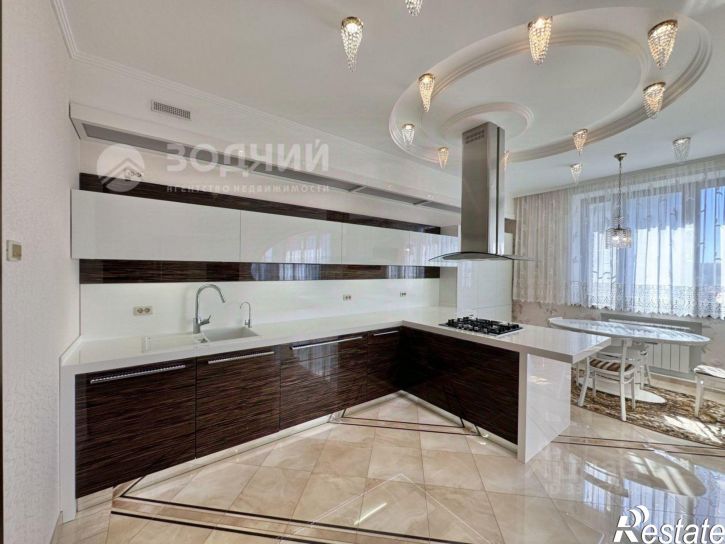 4-комн квартира ул Алексея Талвира, 32,  д. 32