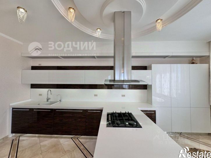 4-комн квартира ул Алексея Талвира, 32,  д. 32