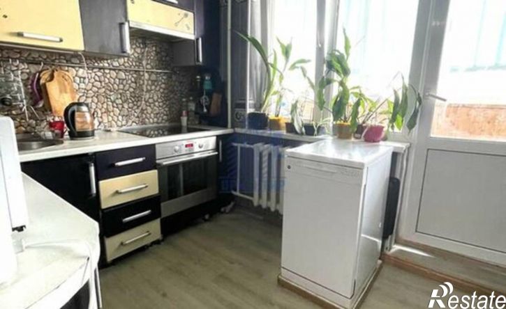 3-комн квартира улица Гагарина, 53 к1,  д. 53 к1