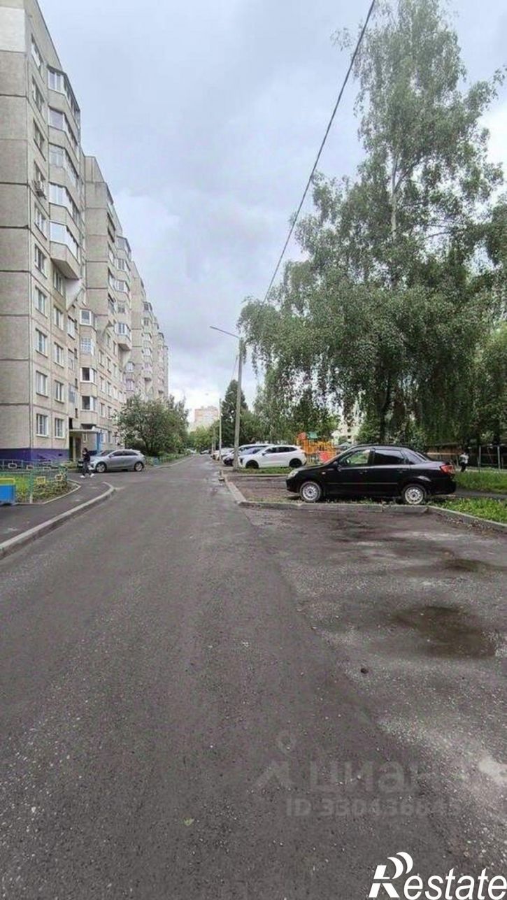 3-комн квартира пр-кт Тракторостроителей, 77,  д. 77