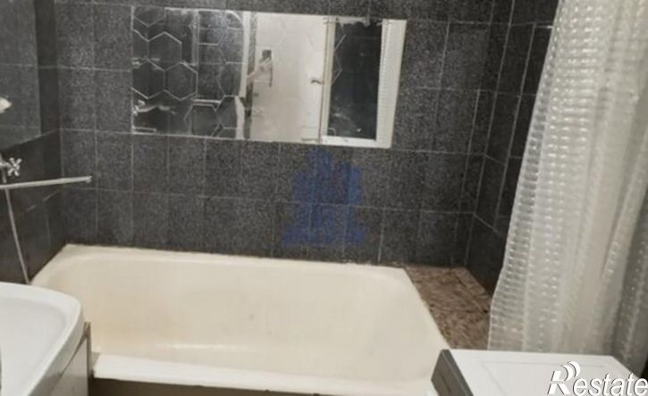 4-комн квартира пр-кт Тракторостроителей, 77,  д. 77