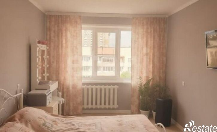 3-комн квартира проспект Тракторостроителей, 77,  д. 77
