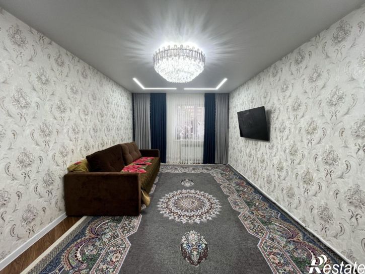 3-комн квартира ул Строителей, 10,  д. 10