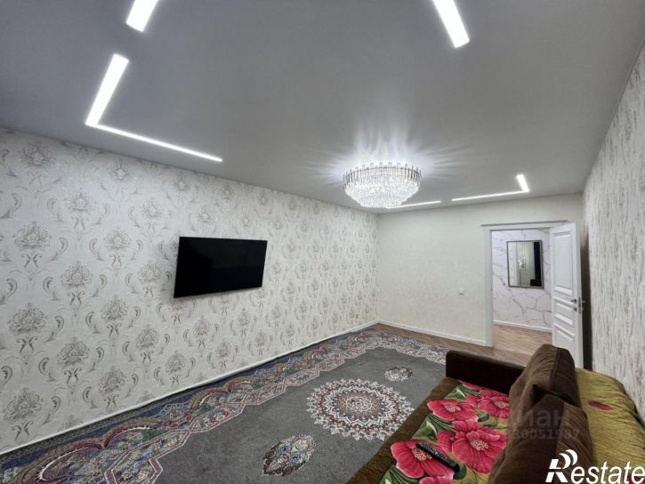 3-комн квартира ул Строителей, 10,  д. 10