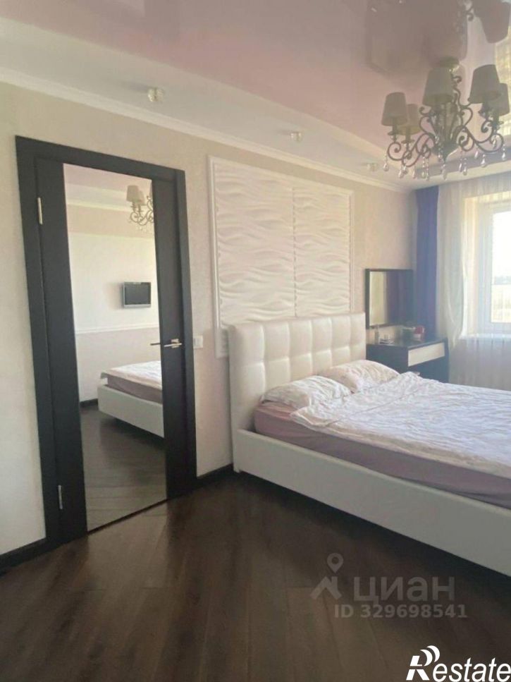 3-комн квартира проспект Тракторостроителей, 70 к2,  д. 70 к2