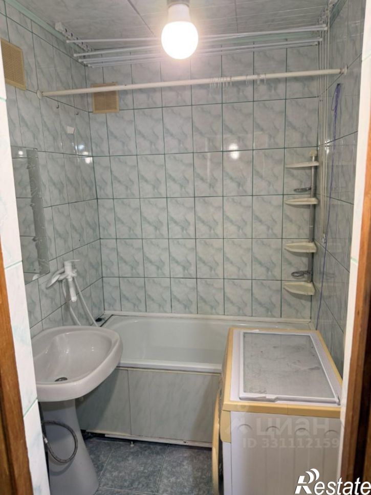 2-комн квартира улица Космонавта Николаева А.Г., 36,  д. 36