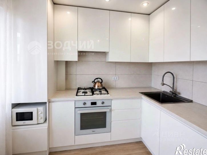 1-комн квартира Новогородская улица, 28,  д. 28