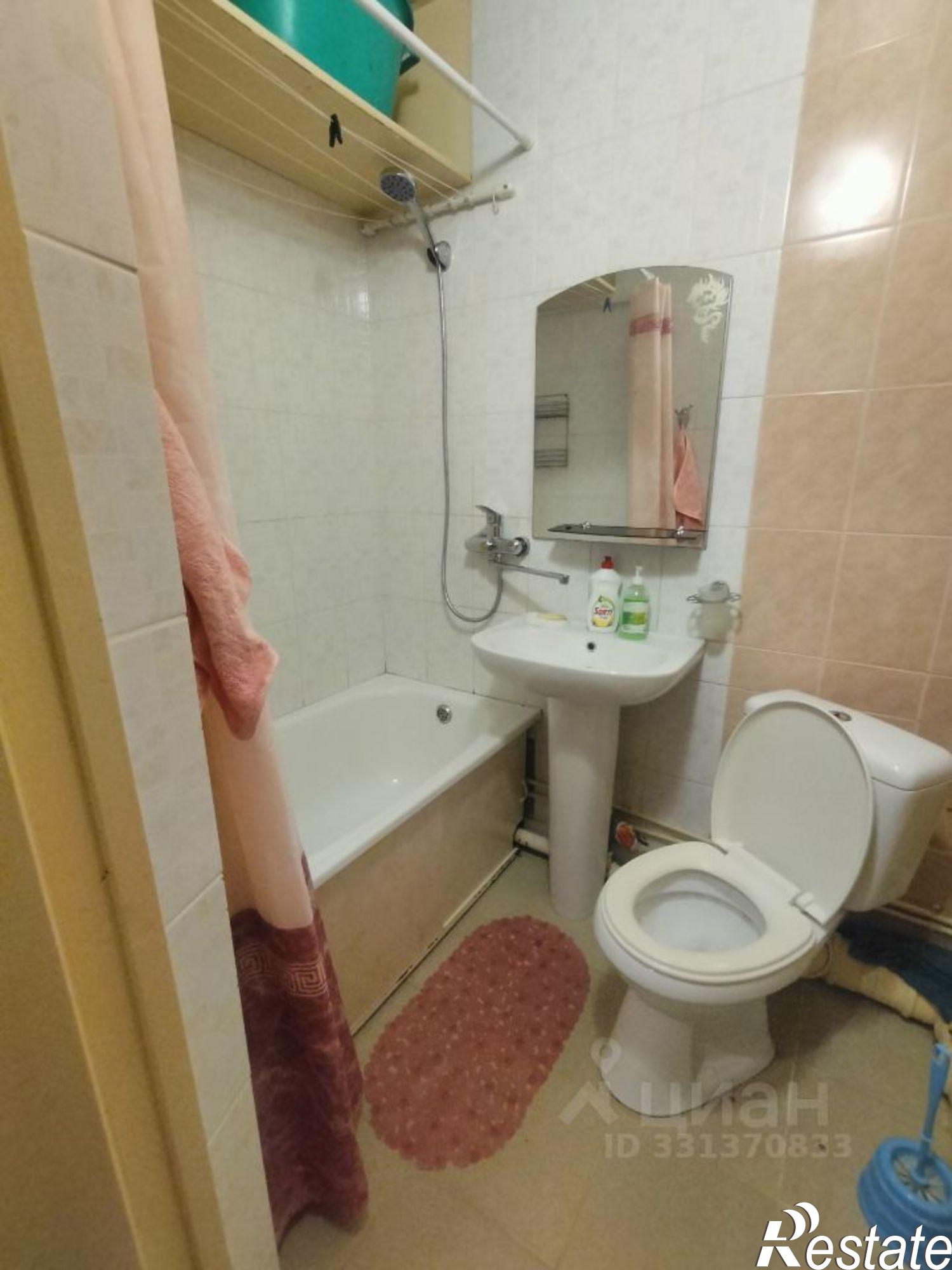 Сдать комнату за 8 000 рублей на улица Короленко, 6