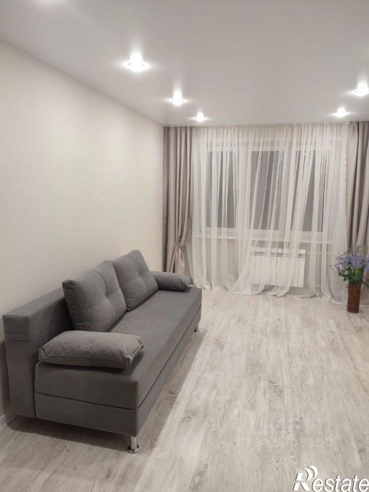 1-комн квартира улица Писателя Лаврентия Таллерова, 28,  д. 28