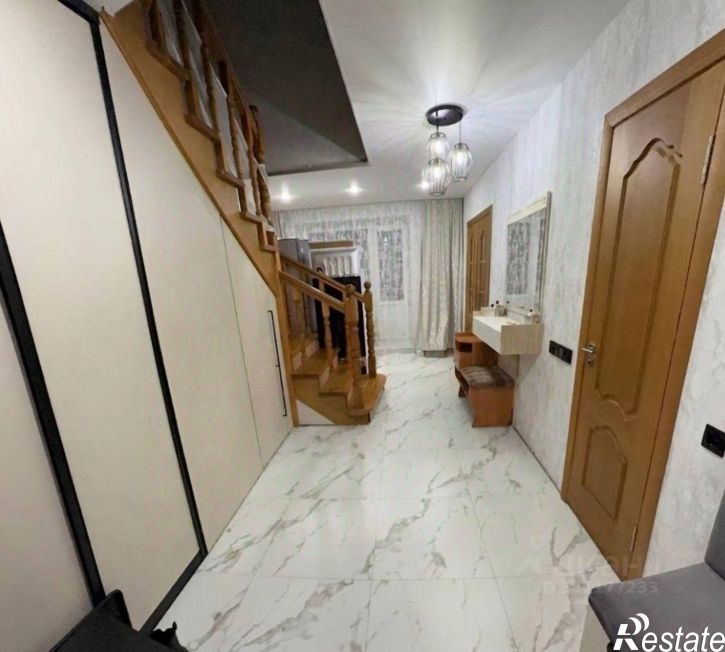 4-комн квартира проспект Максима Горького, 38/2,  д. 38/2