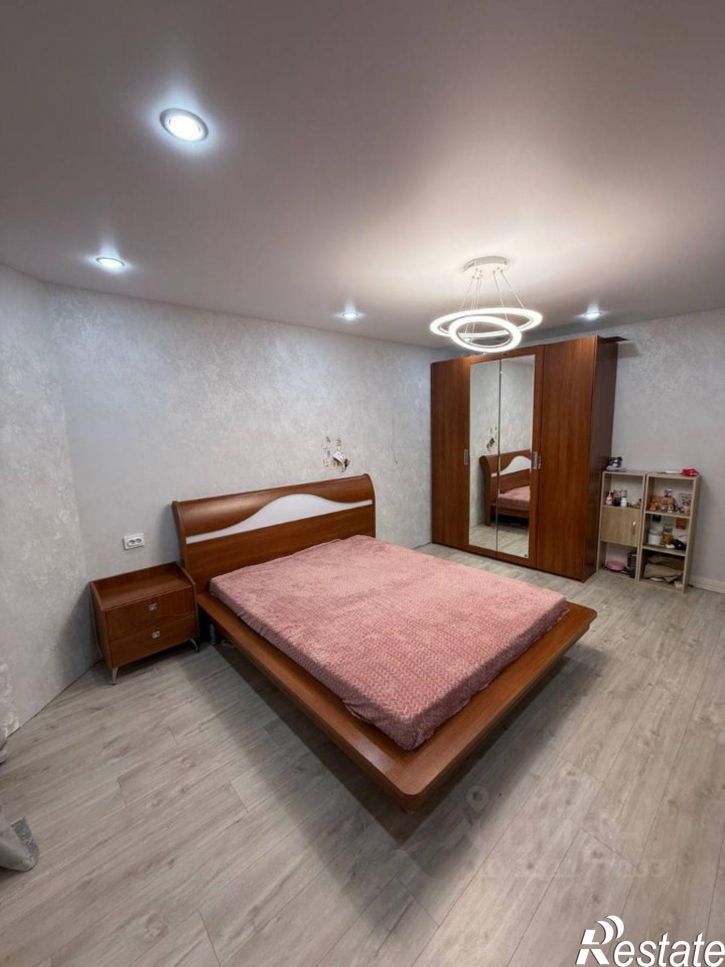 4-комн квартира проспект Максима Горького, 38/2,  д. 38/2