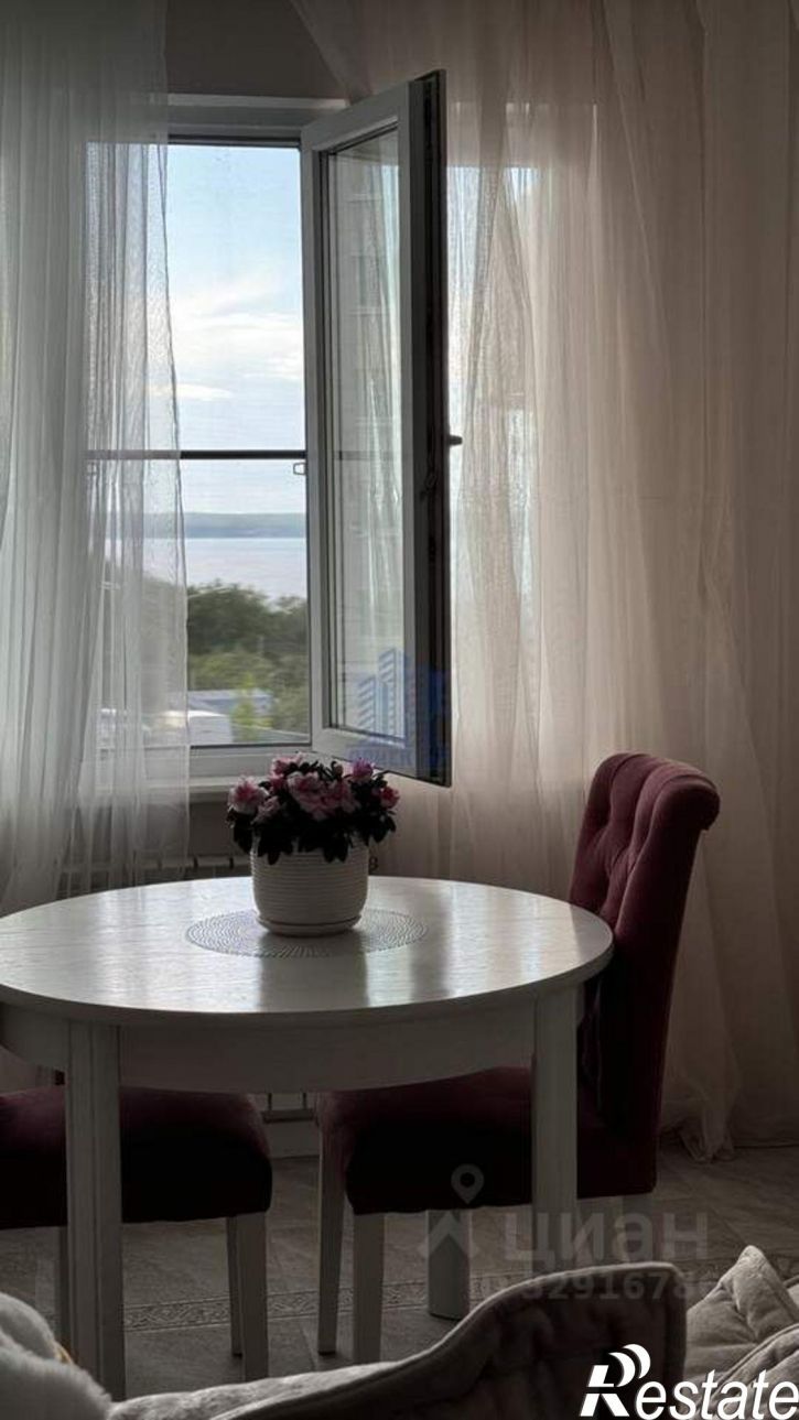3-комн квартира улица Афанасьева, 14,  д. 14