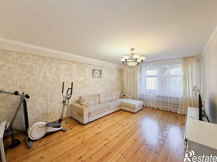 3-комн квартира улица А. Павлова, 33,  д. 33
