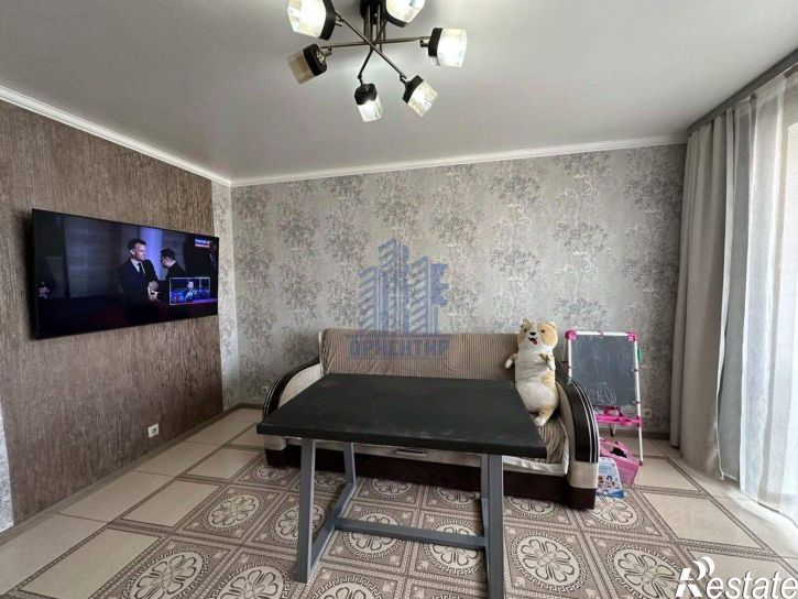 4-комн квартира проспект Тракторостроителей, 73,  д. 73
