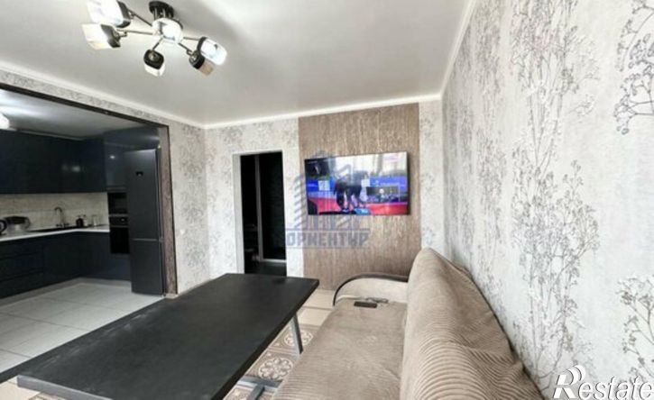 4-комн квартира пр-кт Тракторостроителей, 73,  д. 73