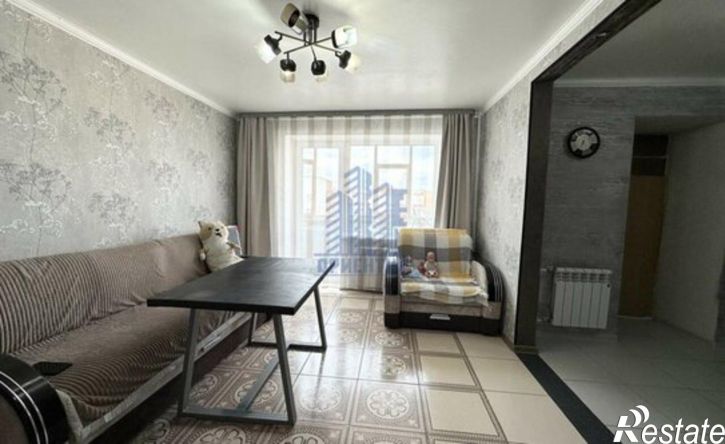 4-комн квартира пр-кт Тракторостроителей, 73,  д. 73