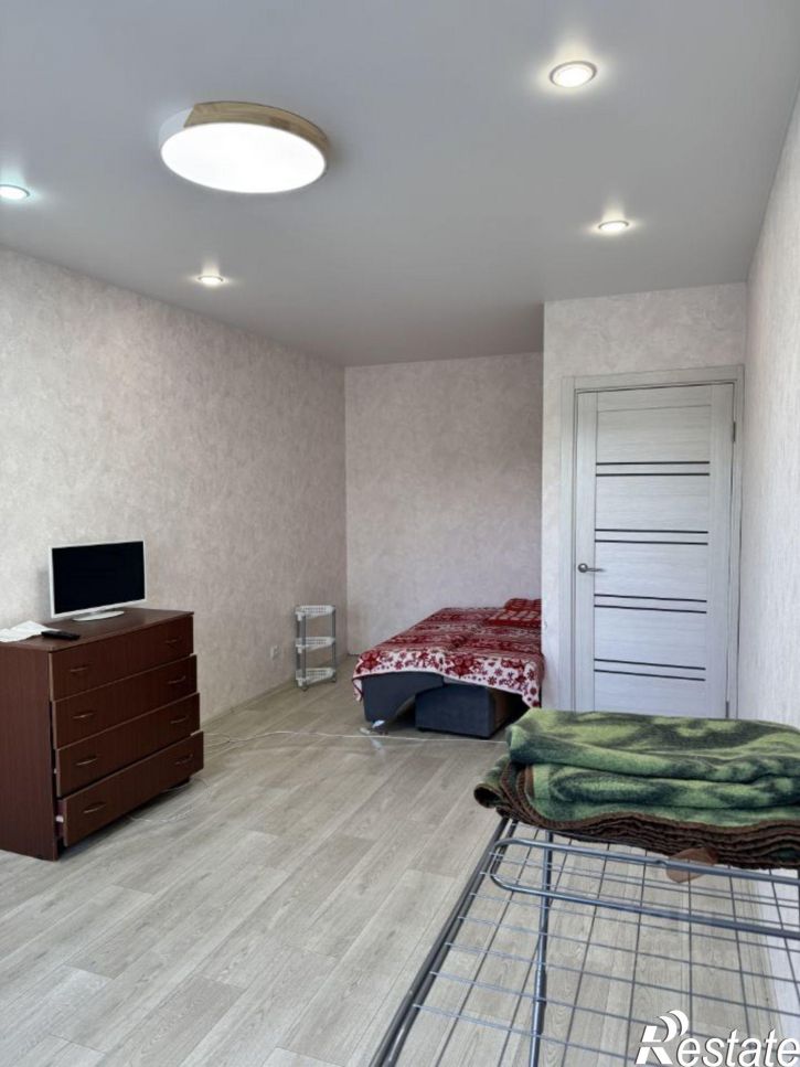 1-комн квартира ул Писателя Лаврентия Таллерова, 18,  д. 18