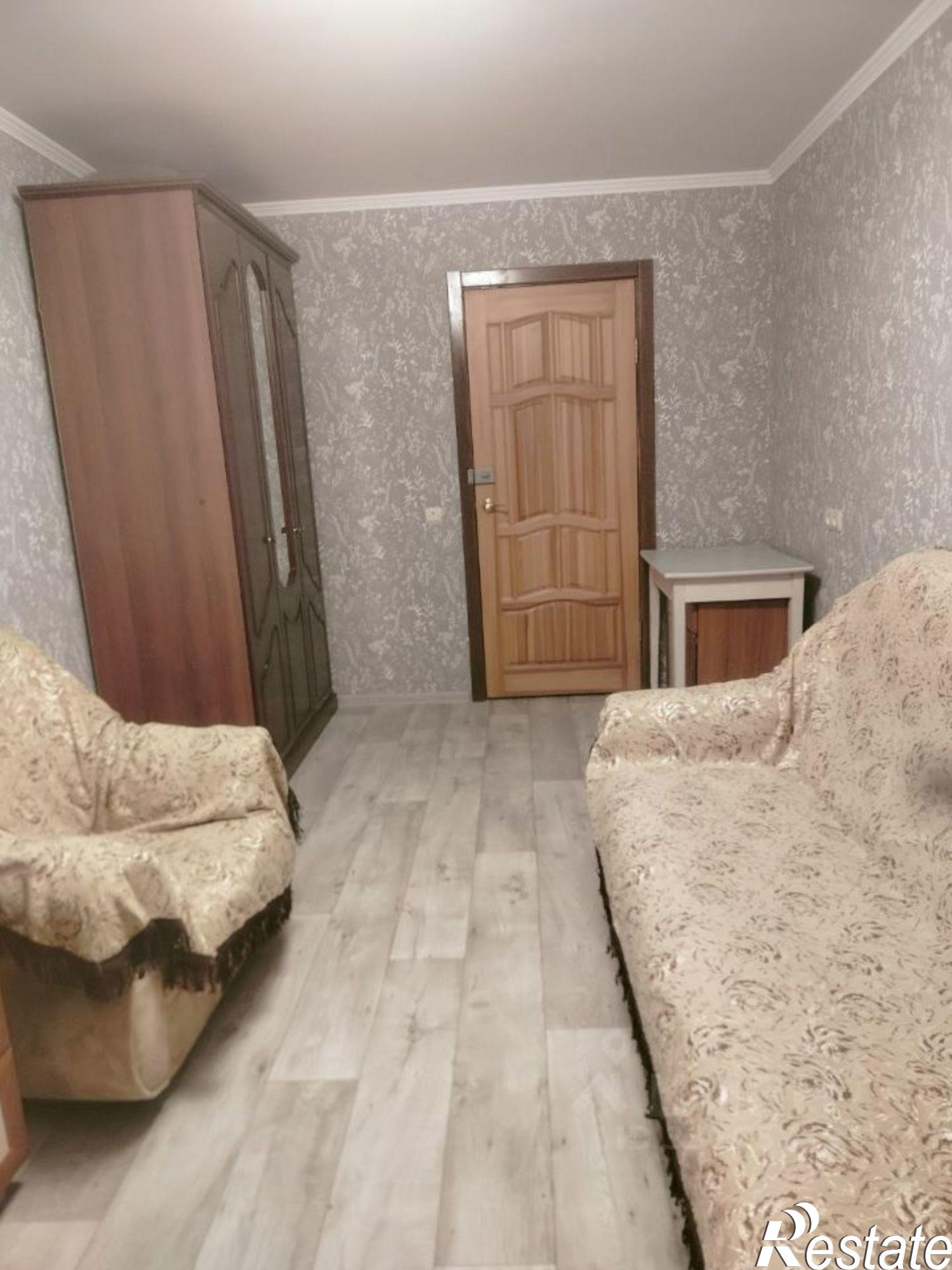 Сдать комнату за 14 000 рублей на ул Т.Кривова, 8 1