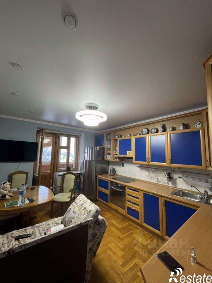 3-комн квартира улица Гагарина, 23,  д. 23