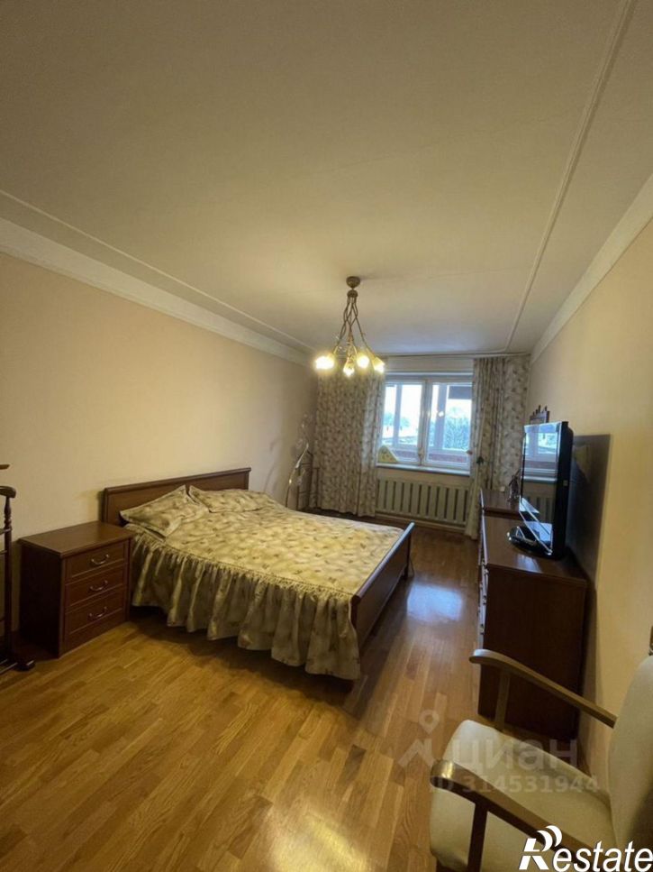 3-комн квартира улица Гагарина, 23,  д. 23