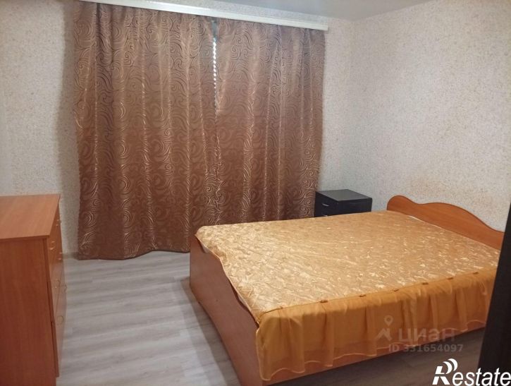2-комн квартира ул Ленинского Комсомола, 5,  д. 5