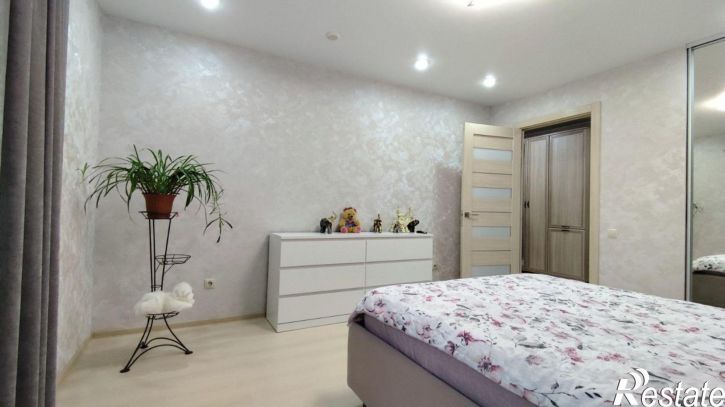 2-комн квартира ул Ленинского Комсомола, 5,  д. 5