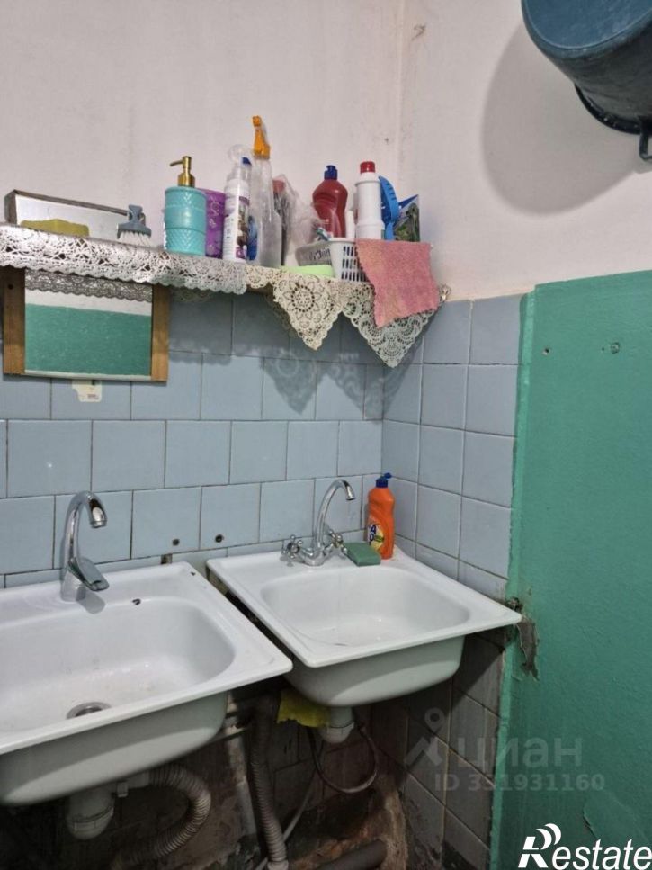 Комната Эгерский б-р, 28,  д. 28