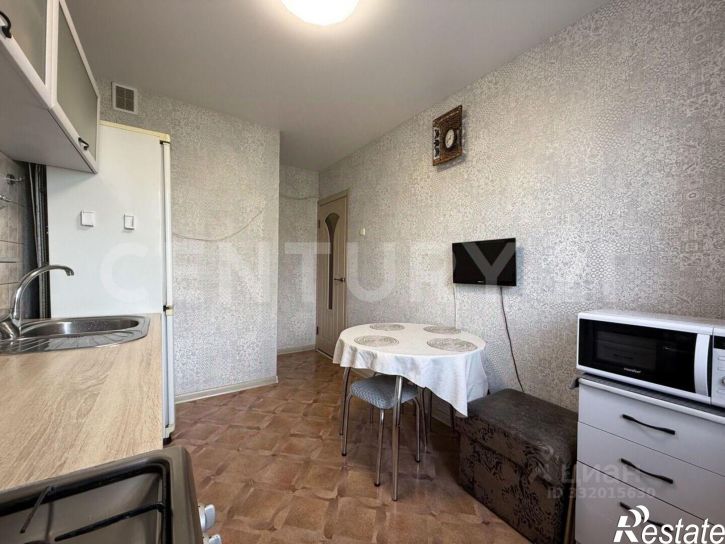 4-комн квартира пр-кт Тракторостроителей, 77,  д. 77