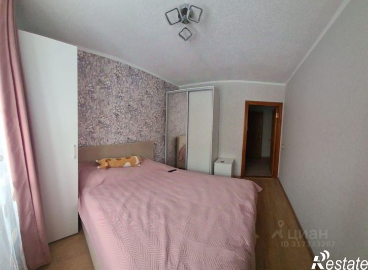4-комн квартира пр-кт Максима Горького, 49,  д. 49