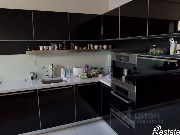 4-комн квартира Московский пр-кт, 10,  д. 10