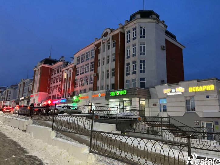 4-комн квартира Московский пр-кт, 10,  д. 10