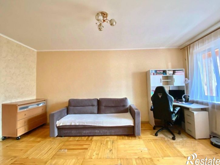 2-комн квартира б-р Юности, 19,  д. 19
