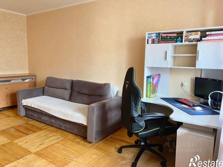 2-комн квартира б-р Юности, 19,  д. 19