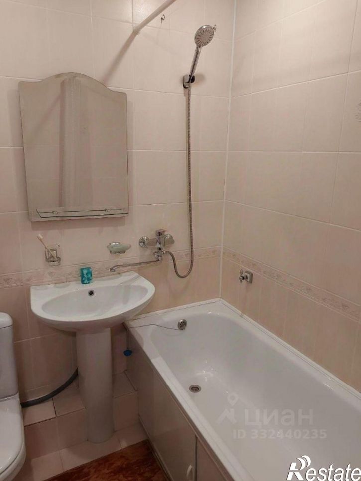 1-комн квартира б-р А.Миттова, 37В,  д. 37В