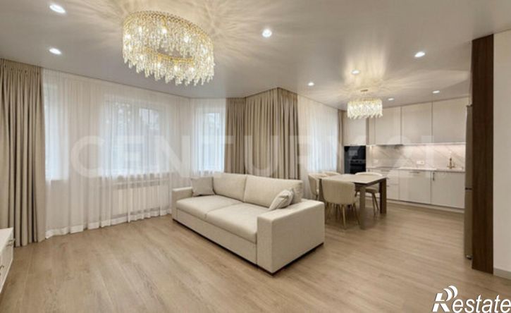 3-комн квартира ул Спиридона Михайлова, 1,  д. 1