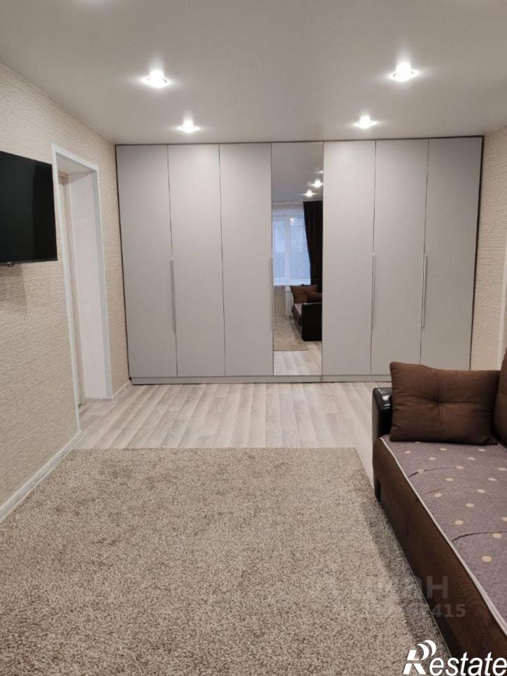 2-комн квартира ул Космонавта Николаева А.Г., 43,  д. 43