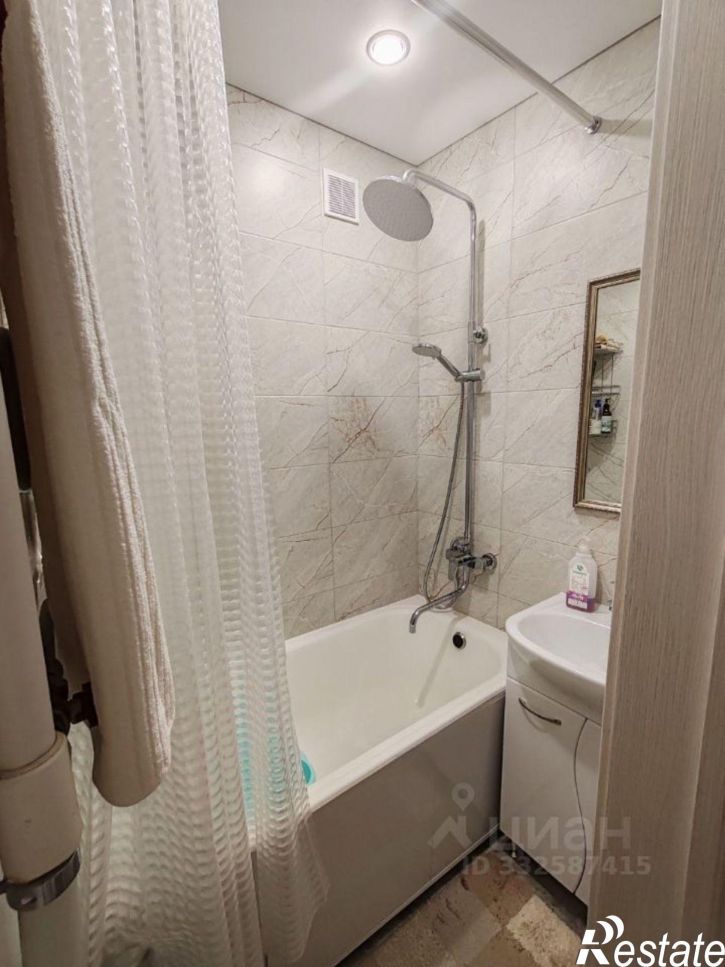 2-комн квартира ул Космонавта Николаева А.Г., 43,  д. 43