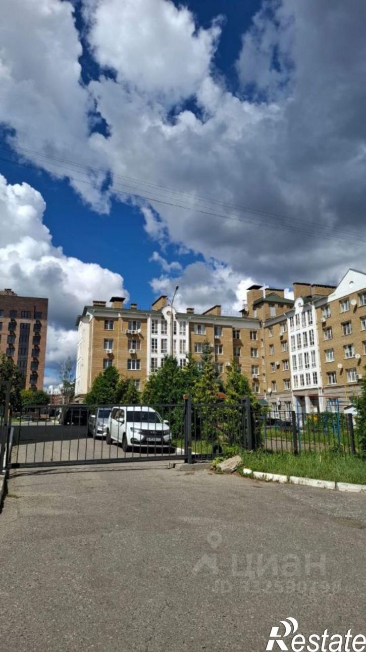 2-комн квартира ул Константина Иванова, 73,  д. 73