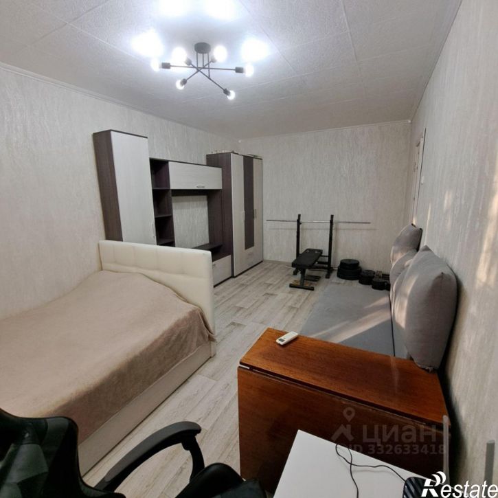 1-комн квартира ул 324 Стрелковой дивизии, 21,  д. 21