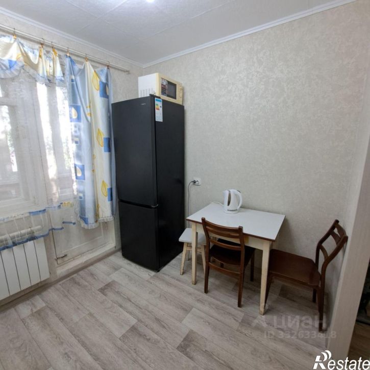 1-комн квартира ул 324 Стрелковой дивизии, 21,  д. 21