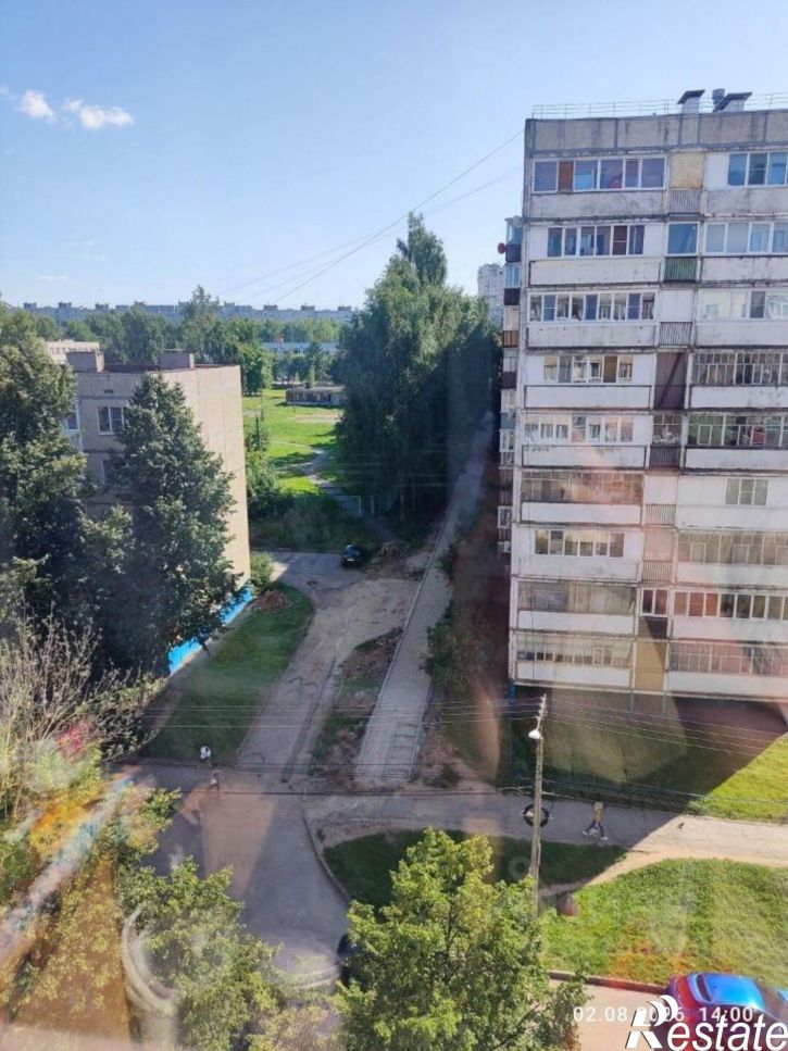 2-комн квартира ул Ахазова, 1,  д. 1