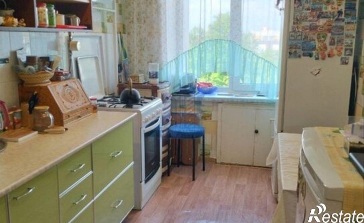 4-комн квартира пр-кт Максима Горького, 15,  д. 15